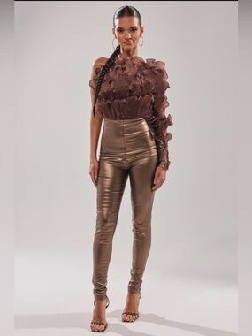 AKIRA COCOA BUTTER ONE SLEEVE JUMPSUIT Size 1X1X